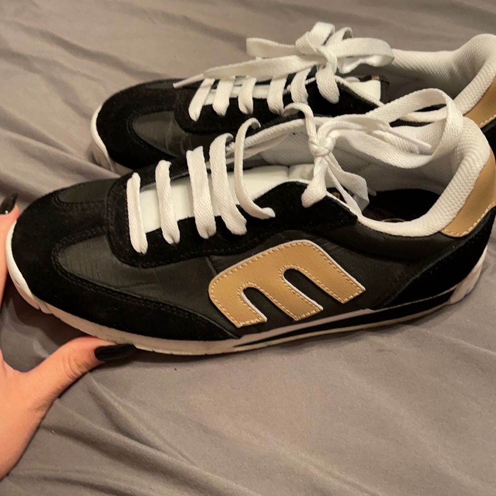 Etnies Shoes